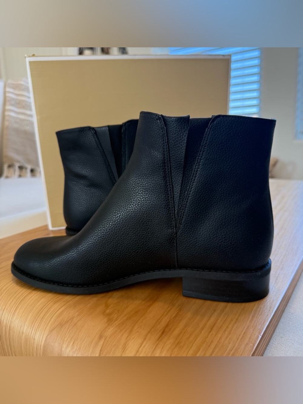 Michael Kors Britt Black Pebbled Faux Leather Ankle Boot Bootie with Gold Zipper - Picture 7 of 13